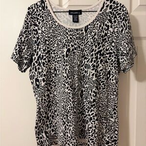 Denim&Co Black and White Animal Print Women's Tee-short sleeve